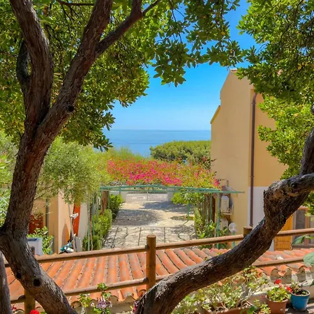 Casa Ilune بيت للعطل كالا غونوني